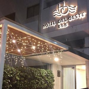 Hotel Del Oeste B&B